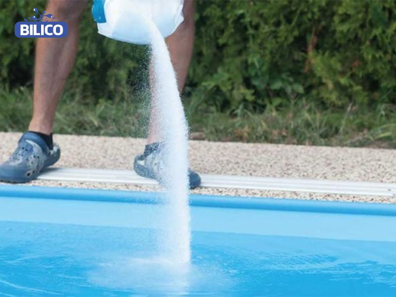 Tác dụng với các dung dịch kiềm