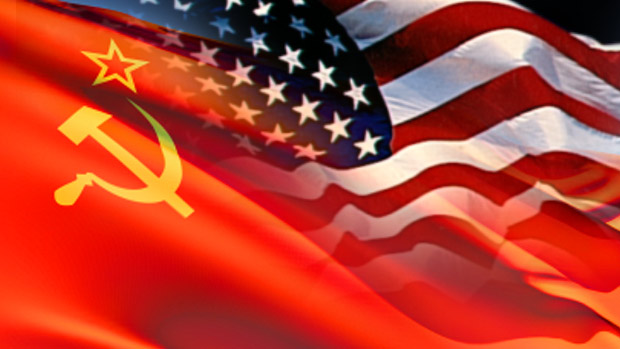 us-soviet-flags