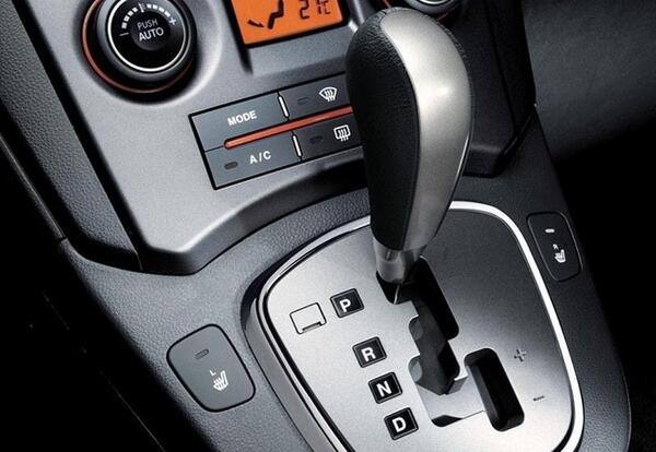 Hộp số tự động có khả năng vận hành mượt và tiện lợi, phổ biến ở xe hiện đại