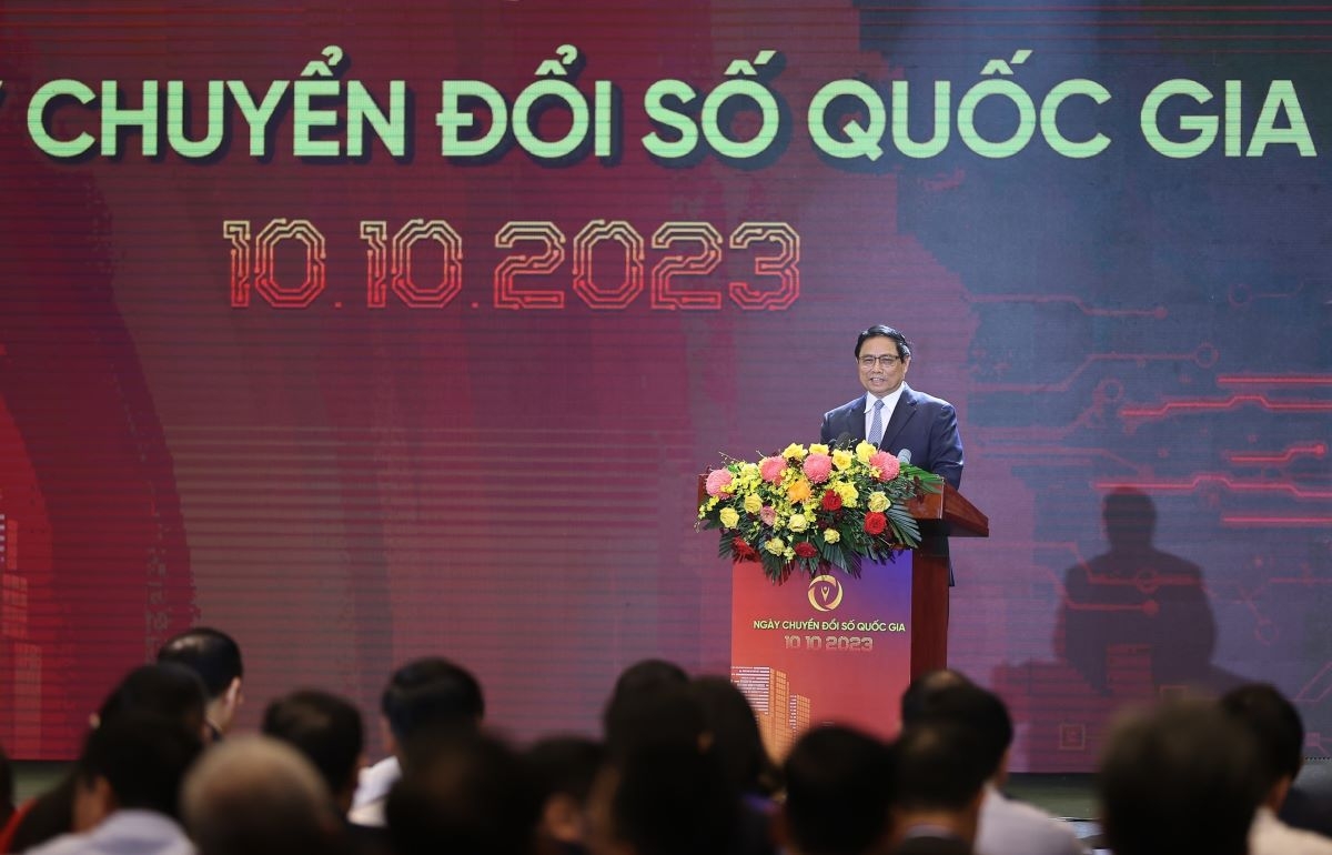 Phát triển hạ tầng số luôn phải đi trước một bước để thúc đẩy chuyển đổi số quốc gia