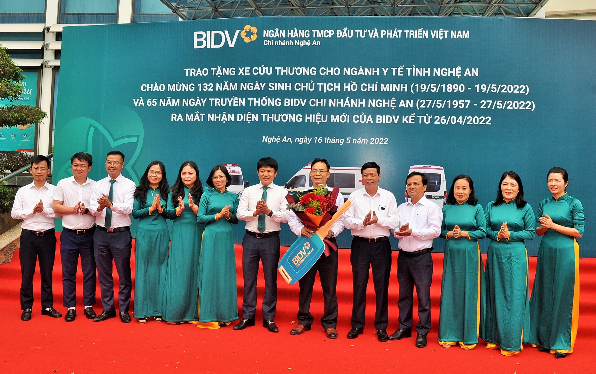 Những hoạt động ý nghĩa của BIDV Nghệ An. Ảnh Hoàng VĨnh.