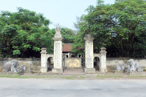 su nghiep cua nguyen du 1