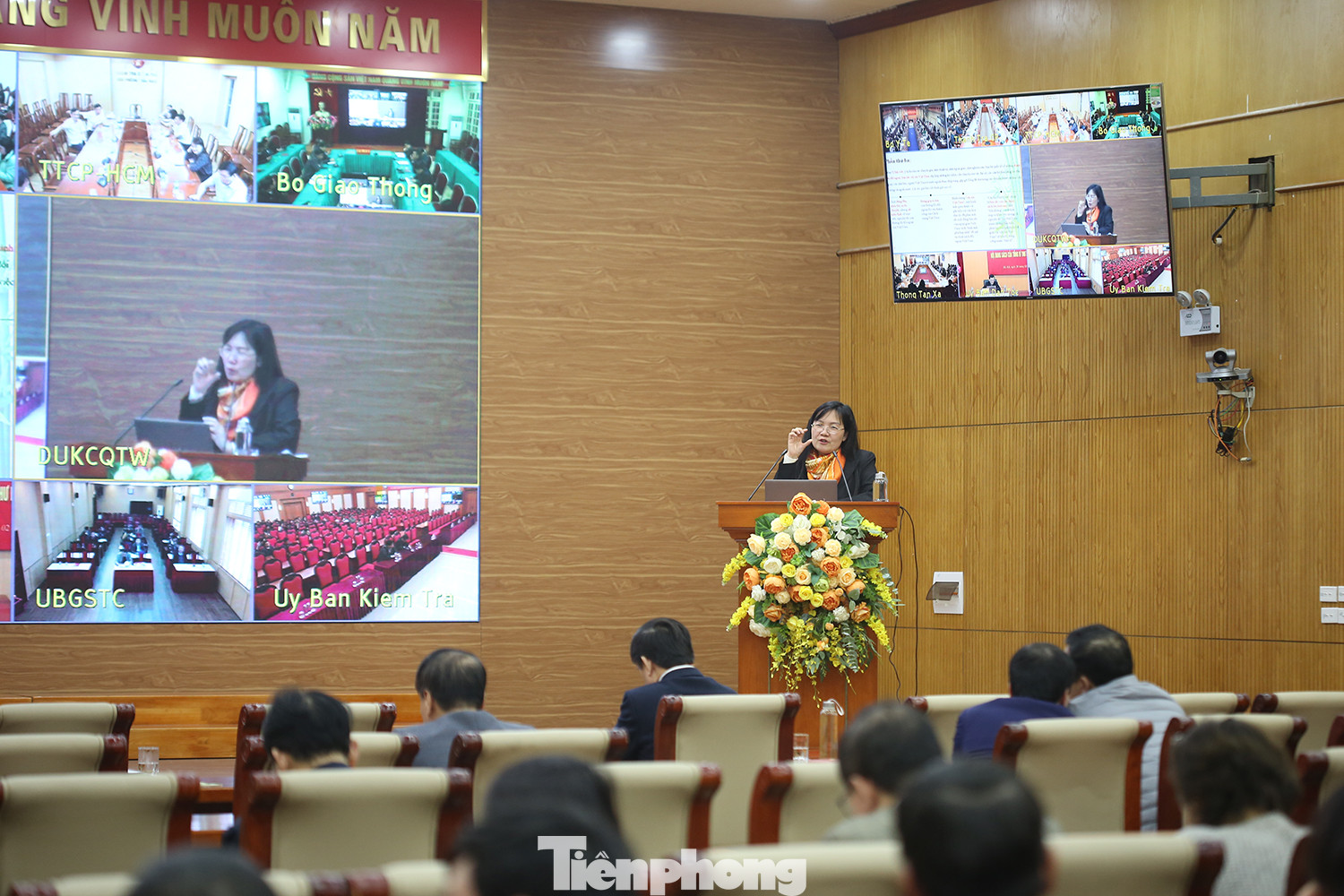 Đại sứ, TS Phạm Lan Dung - Quyền Giám đốc Học viện Ngoại giao, Bộ Ngoại giao - tại hội nghị.