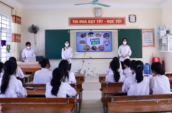 Đánh Giá Trường THPT Rạch Kiến - Long An Có Tốt Không