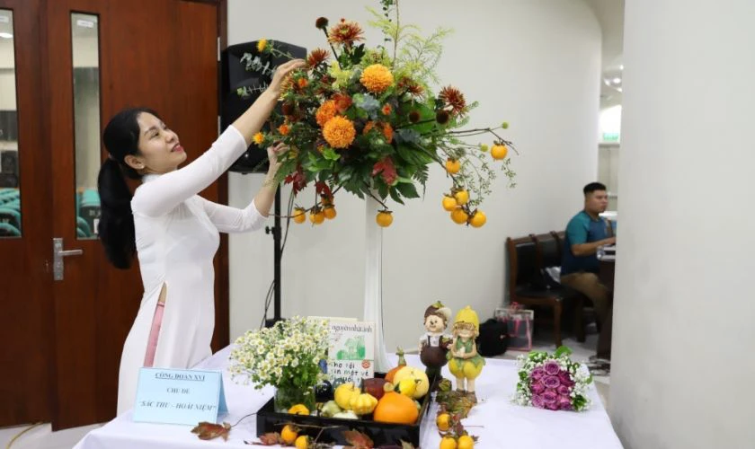 Bài thuyết trình chủ đề Thuyền Hoa