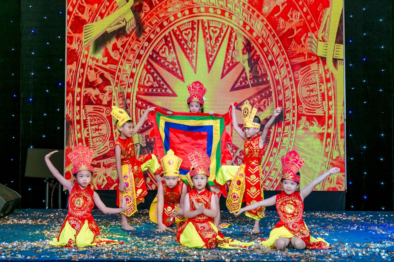 Tốt nghiệp mầm non