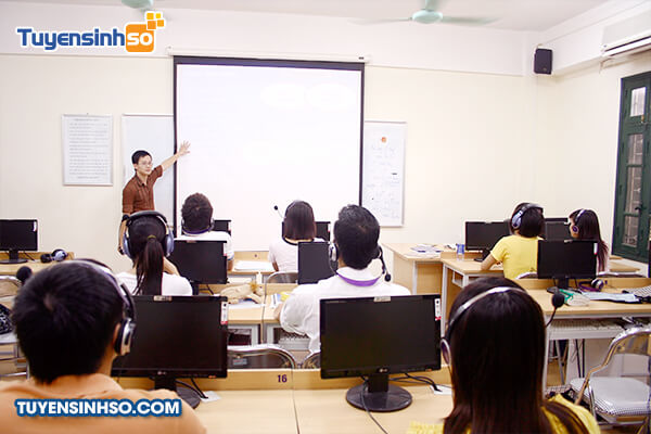 truong dai hoc phuong dong 1