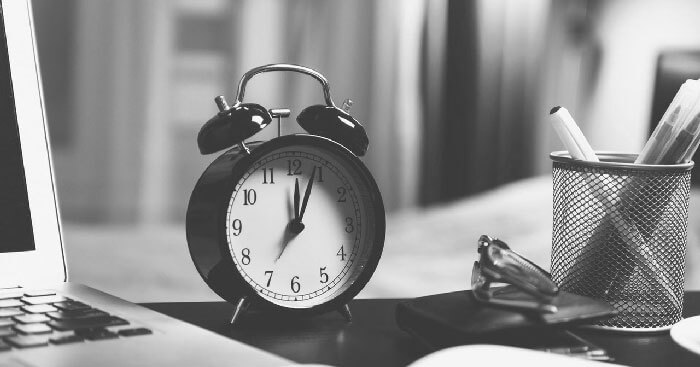 Đoạn văn nghị luận về bình tĩnh sống đối với tuổi trẻ