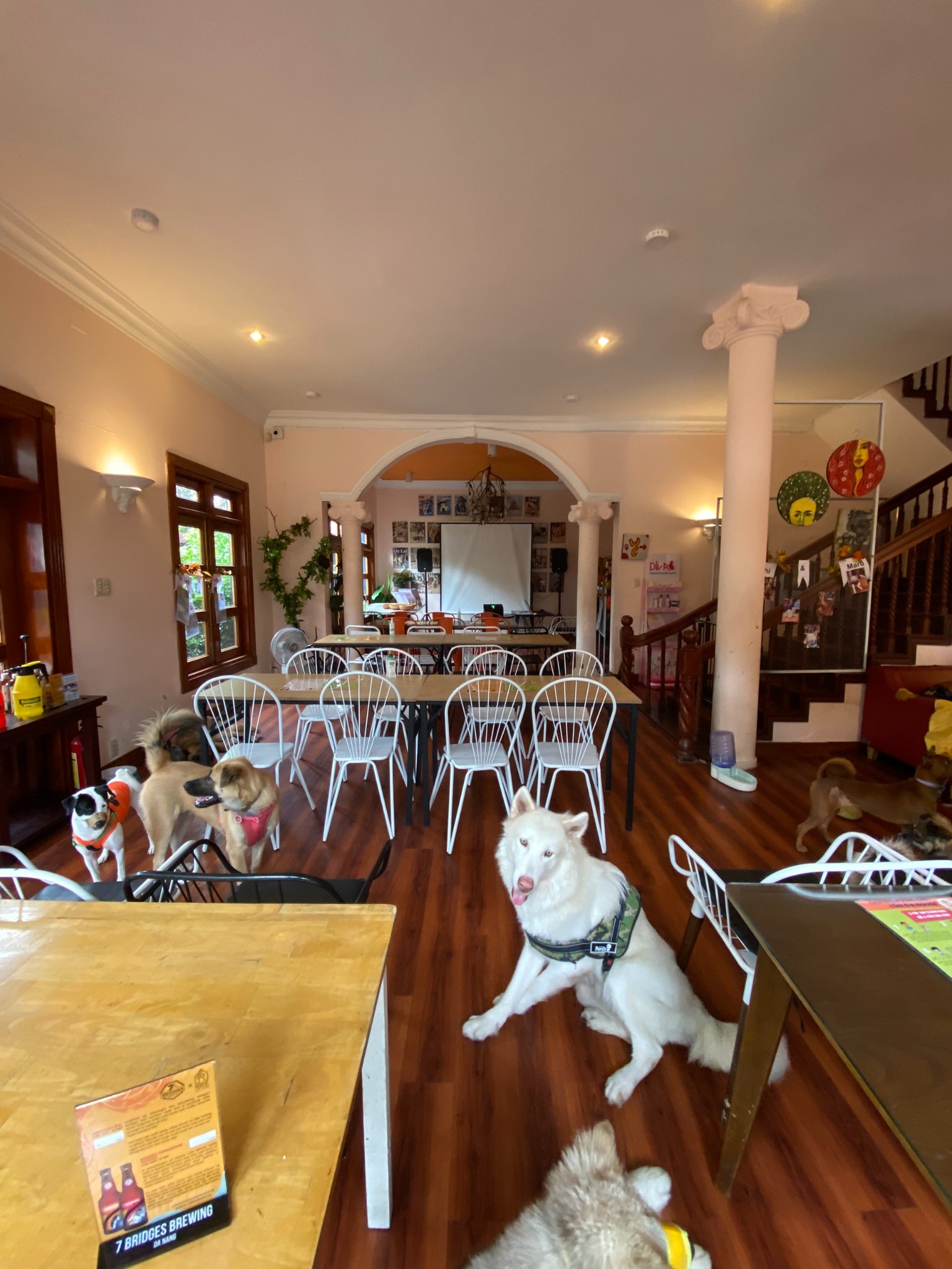 Ăn brunch tại quán xinh tại Sài Gòn