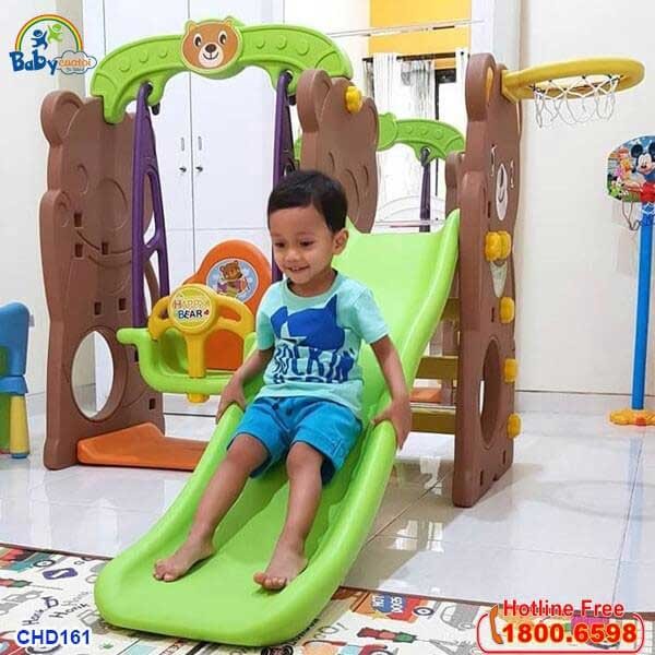 Lợi ích của cầu trượt cho bé