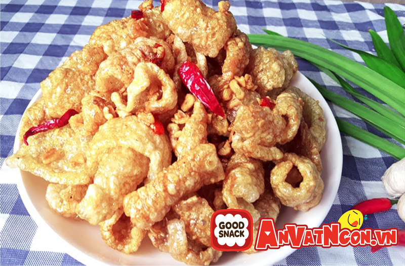 a-bi-heo-chien-gion-don-chay-toi-ot-an-vat-ngon