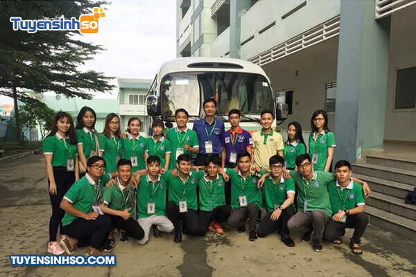 dai hoc kinh te ky thuat binh duong hoc phi 1