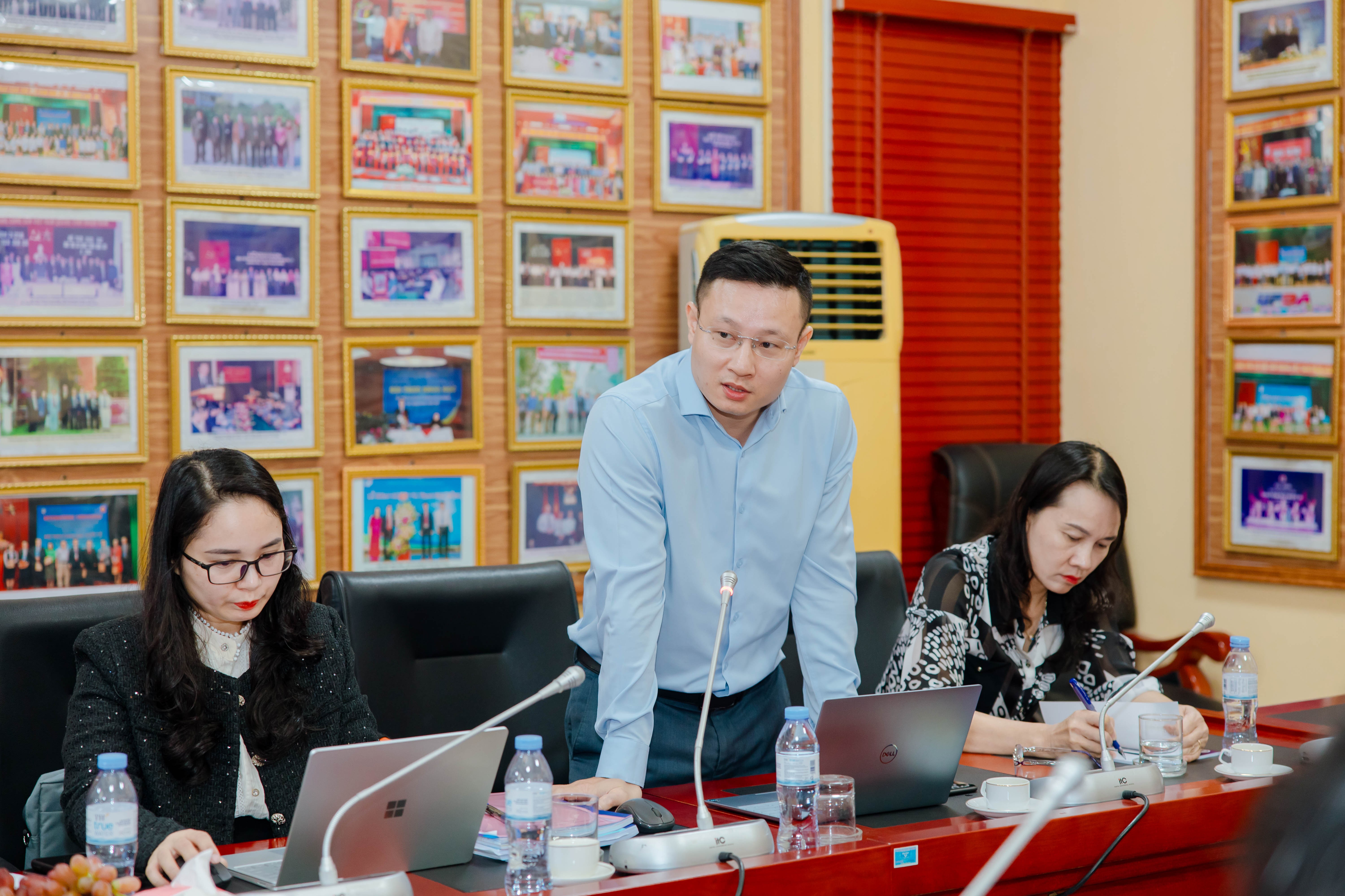 dai hoc tai chinh quan tri kinh doanh hung yen 11