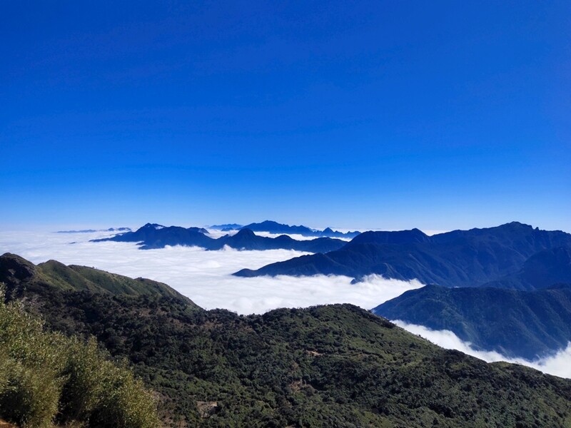 day nui cao nhat nuoc ta la 12