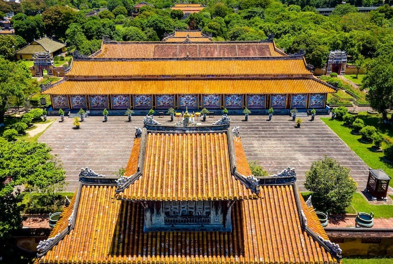 Quần Thể Miếu một phần Đại Nội trong kinh thành Huế