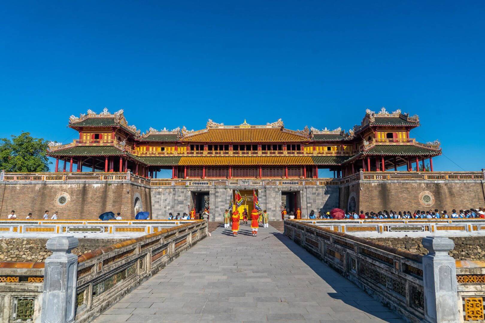 Kiến trúc vàng son của Đại Nội kinh thành Huế