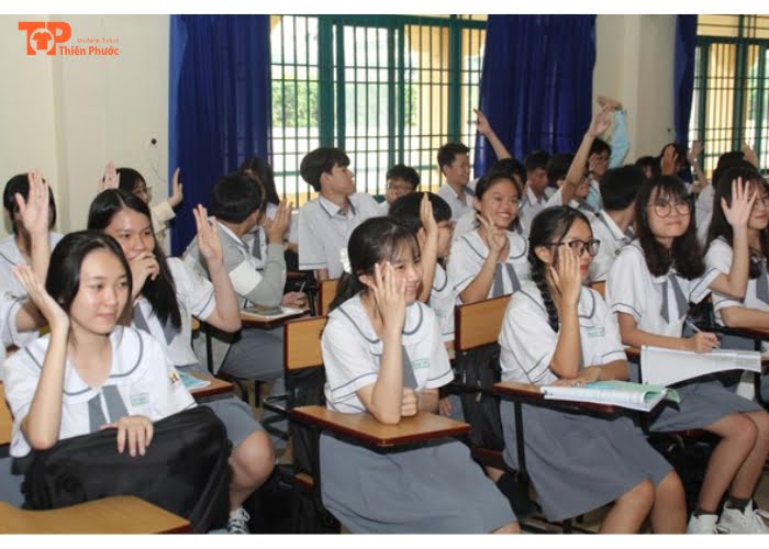 Ý nghĩa logo trường Hùng Vương TP.HCM