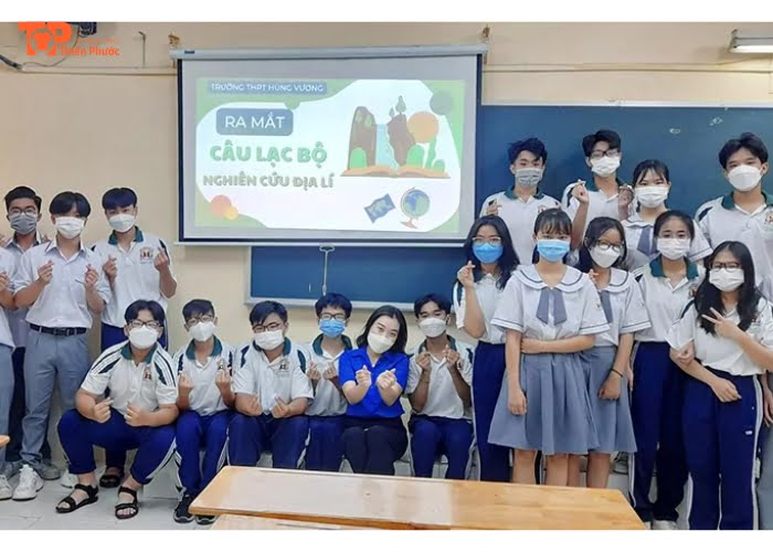 Thiết kế đồng phục rất đa dạng về kiểu dáng, mẫu mã