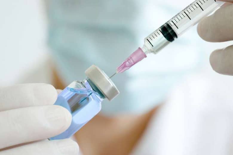 Giá tiêm phòng viêm gan B phụ thuộc vào loại vắc-xin và độ tuổi