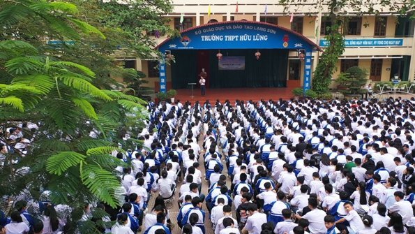 đánh giá Trường THPT Hữu Lũng có tốt không