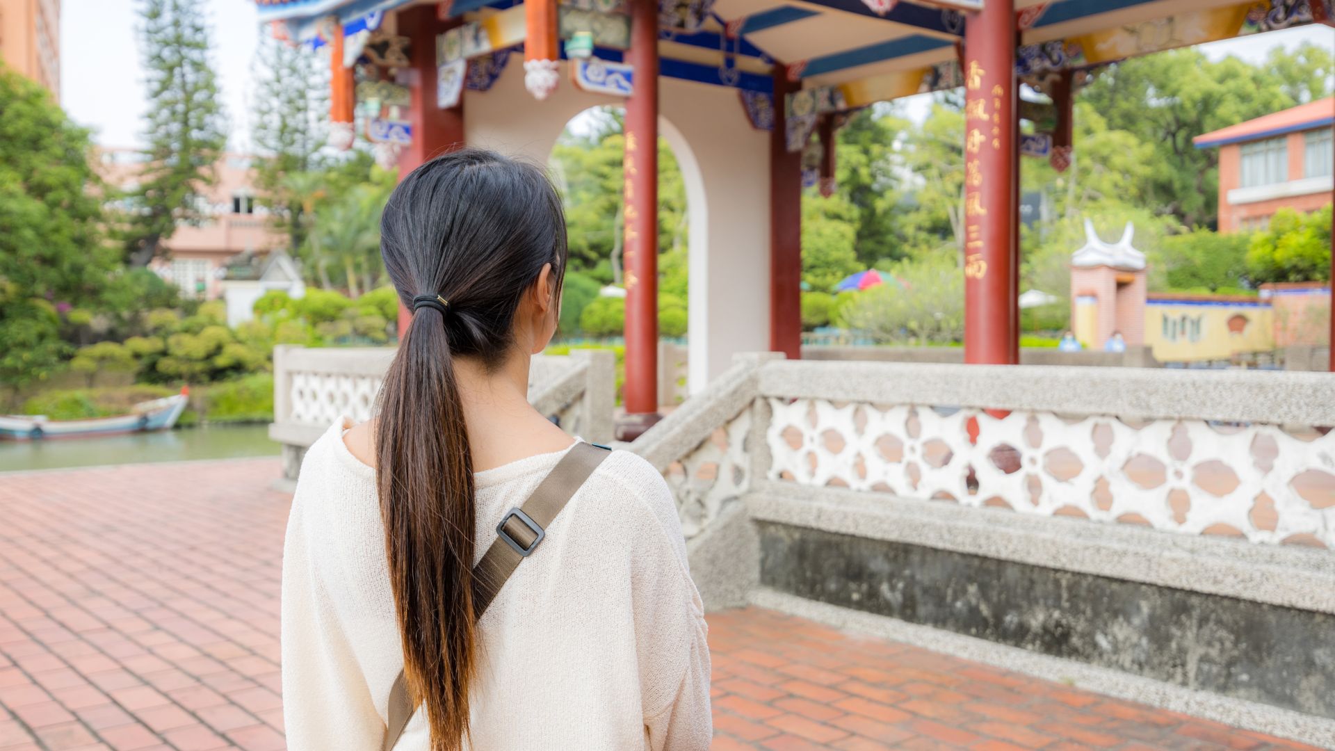 Tới tháng đi chùa được không? Hiểu đúng để ứng xử tinh tế và khoa học 2