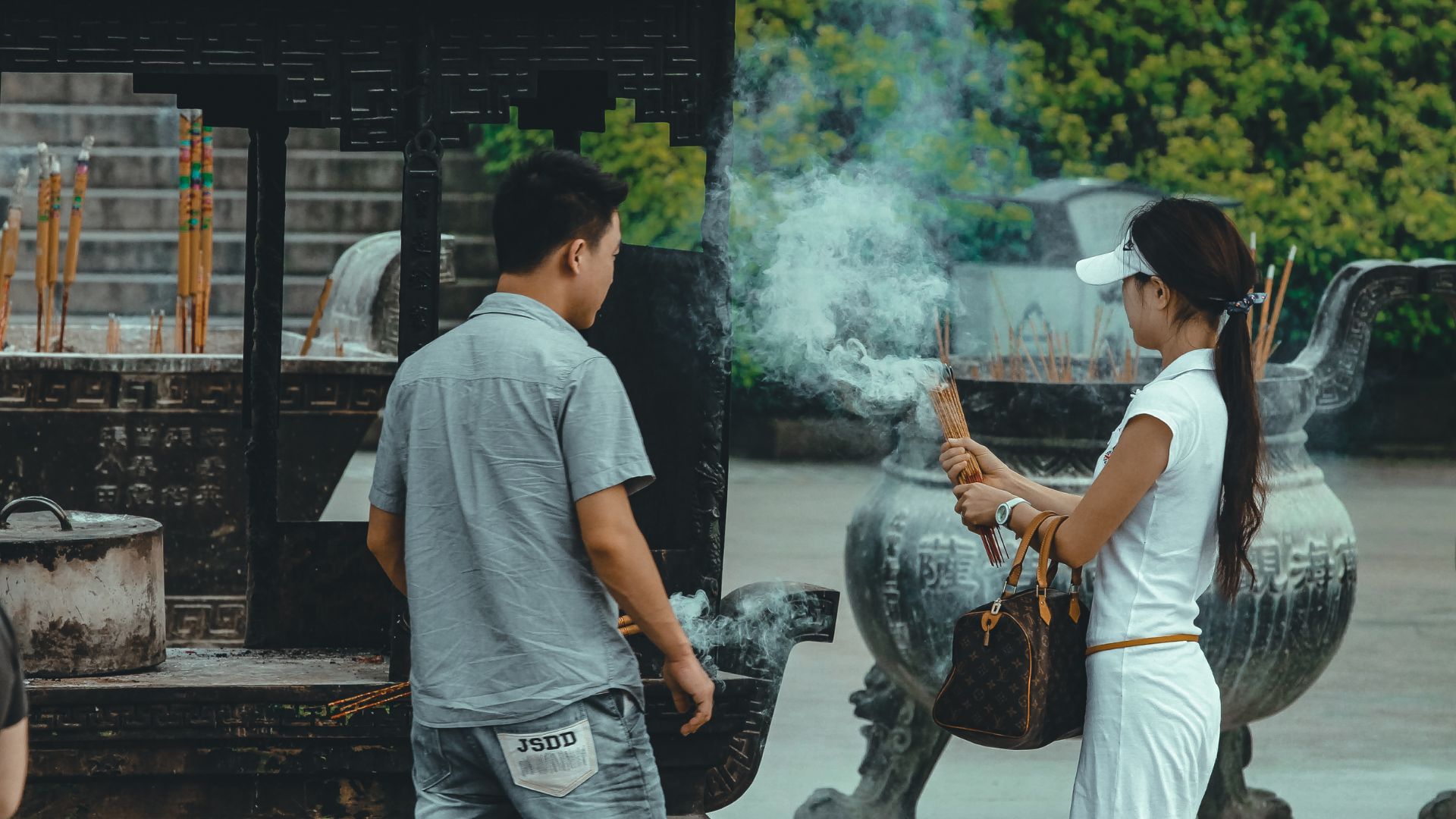 Tới tháng đi chùa được không? Hiểu đúng để ứng xử tinh tế và khoa học 3