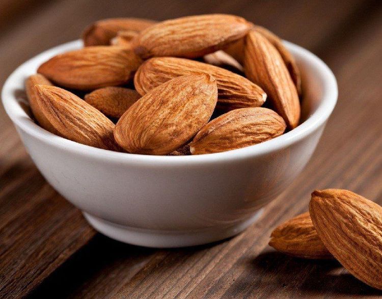 Hạt hạnh nhân chứa nhiều chất dinh dưỡng có lợi cho sức khỏe con người