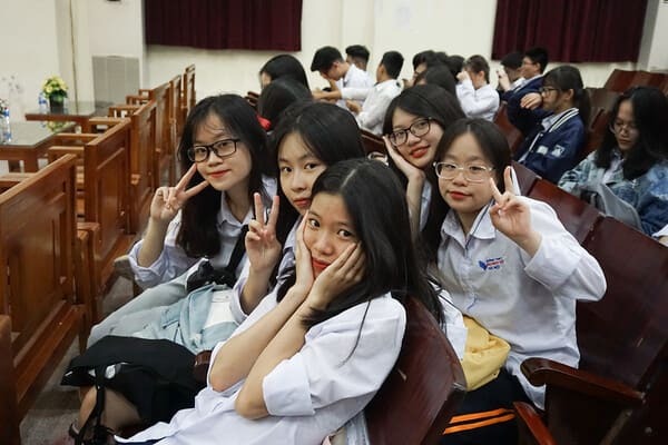Đánh Giá Trường THPT Đào Duy Từ Có Tốt Không