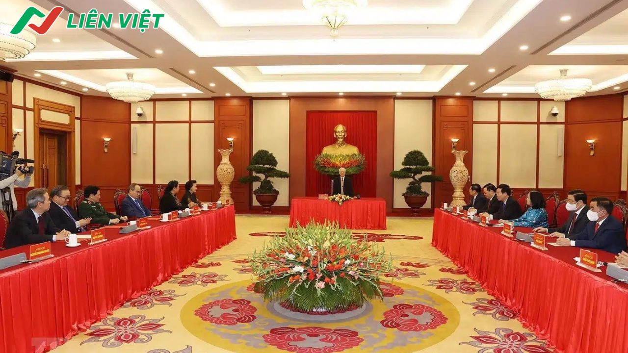 Ủy viên là gì?