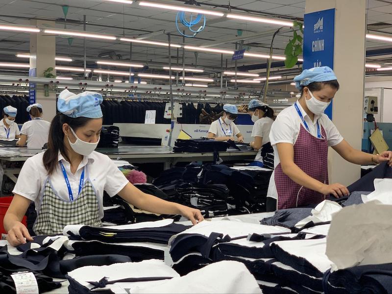 Các khu công nghiệp góp phần làm giảm tỷ lệ thất nghiệp địa phương