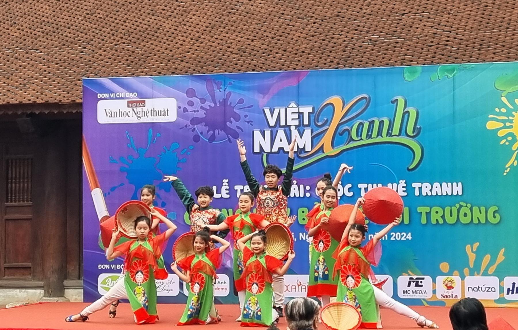 ve tranh ve hieu ung nha kinh