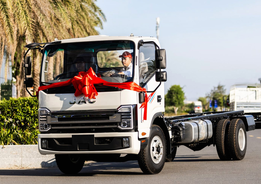 jac 7 tấn