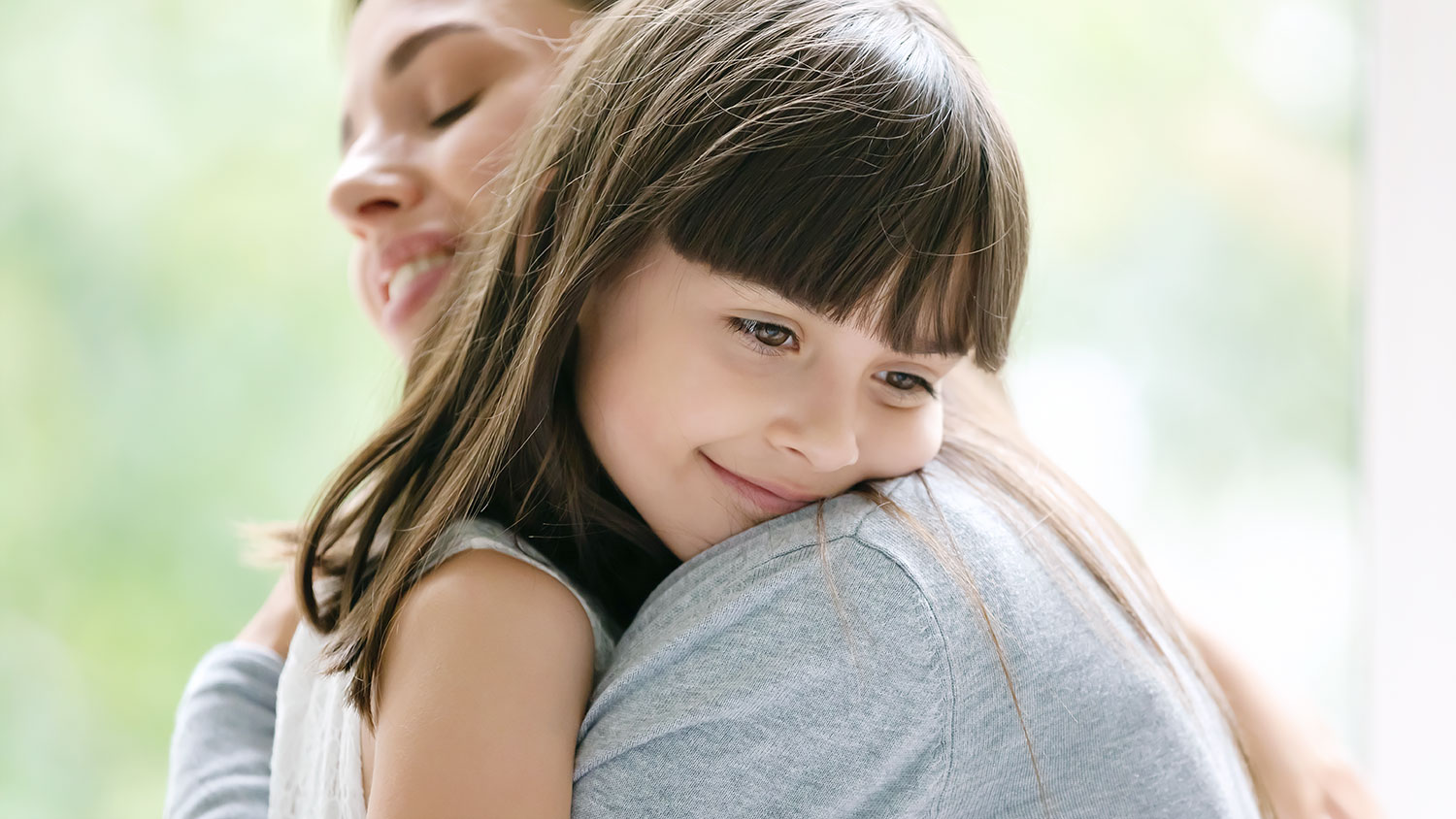 Tình yêu thương trở nên tình yêu thương khi được biểu hiện ra