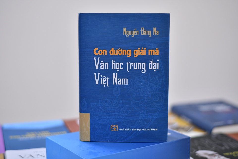 cac tac pham van hoc trung dai viet nam