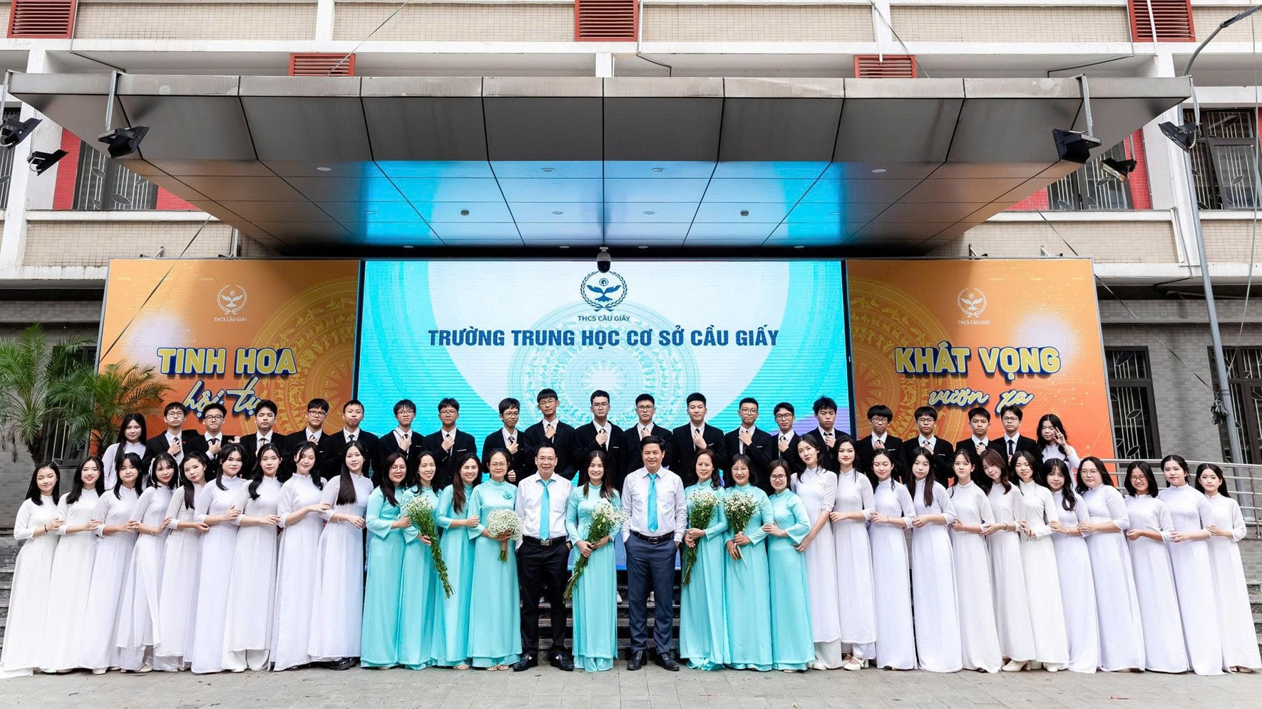 9A5 Trường THCS Cầu Giấy.jpg