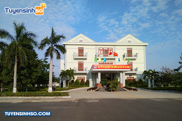 dai hoc noi vu ha noi hoc phi 2