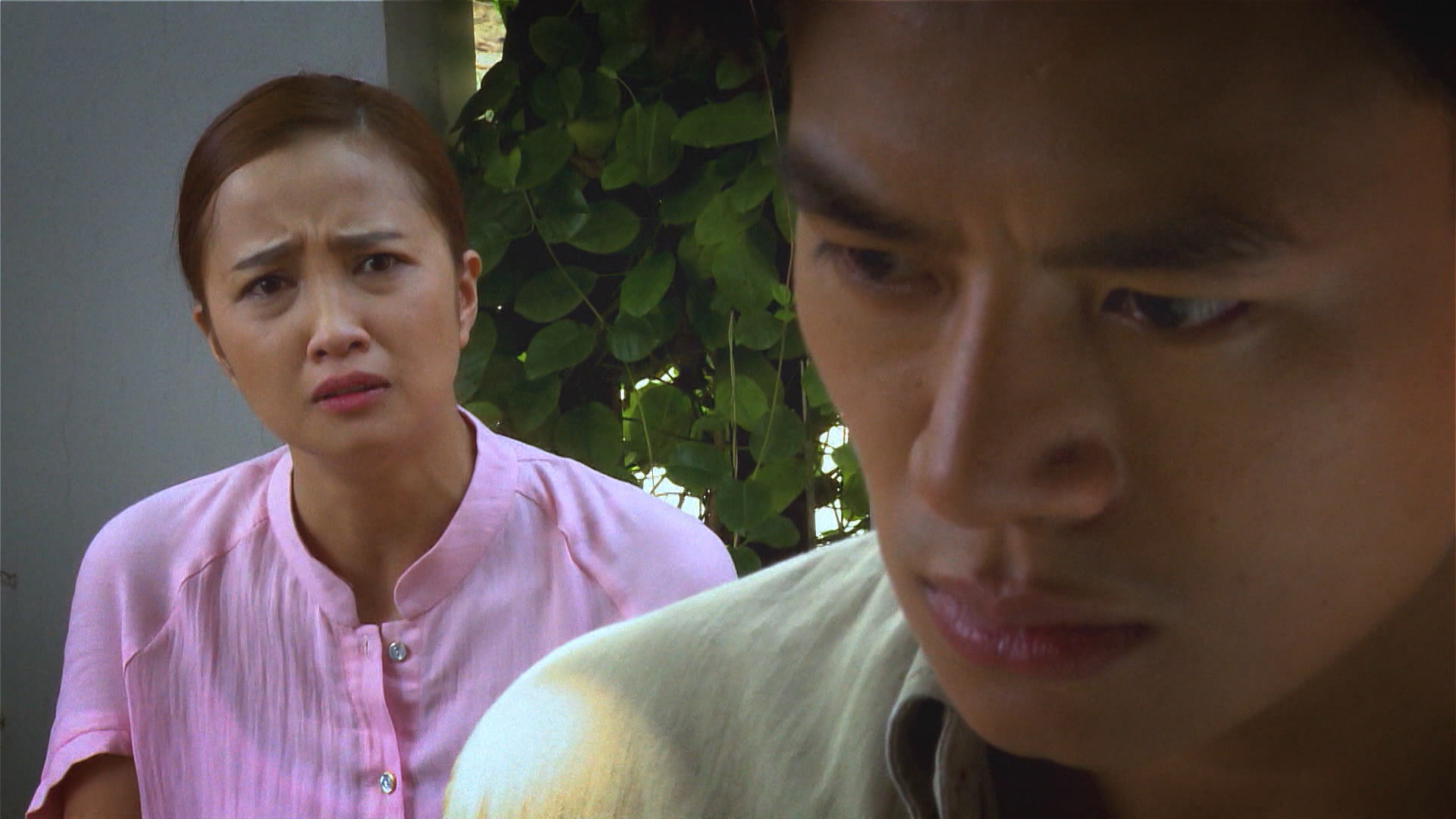 giua hai bo thien ac 1