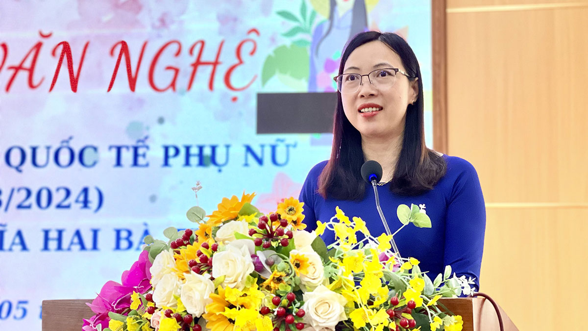 Lời dẫn chương trình văn nghệ 8/3
