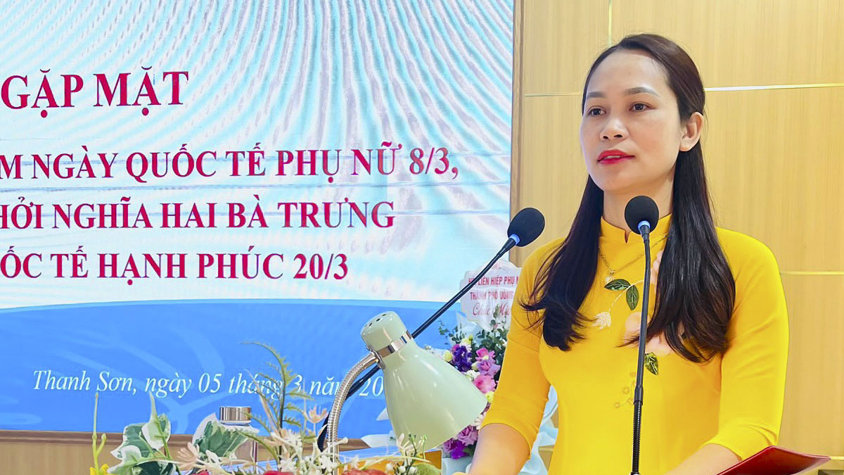 Lời dẫn chương trình Hội nghị 8/3