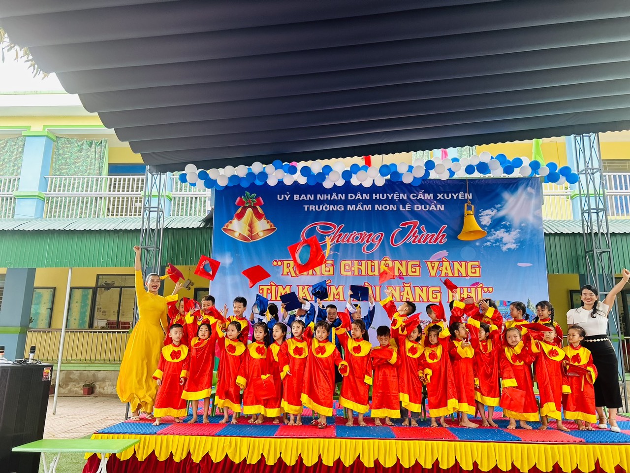 kich ban chuong trinh rung chuong vang 12