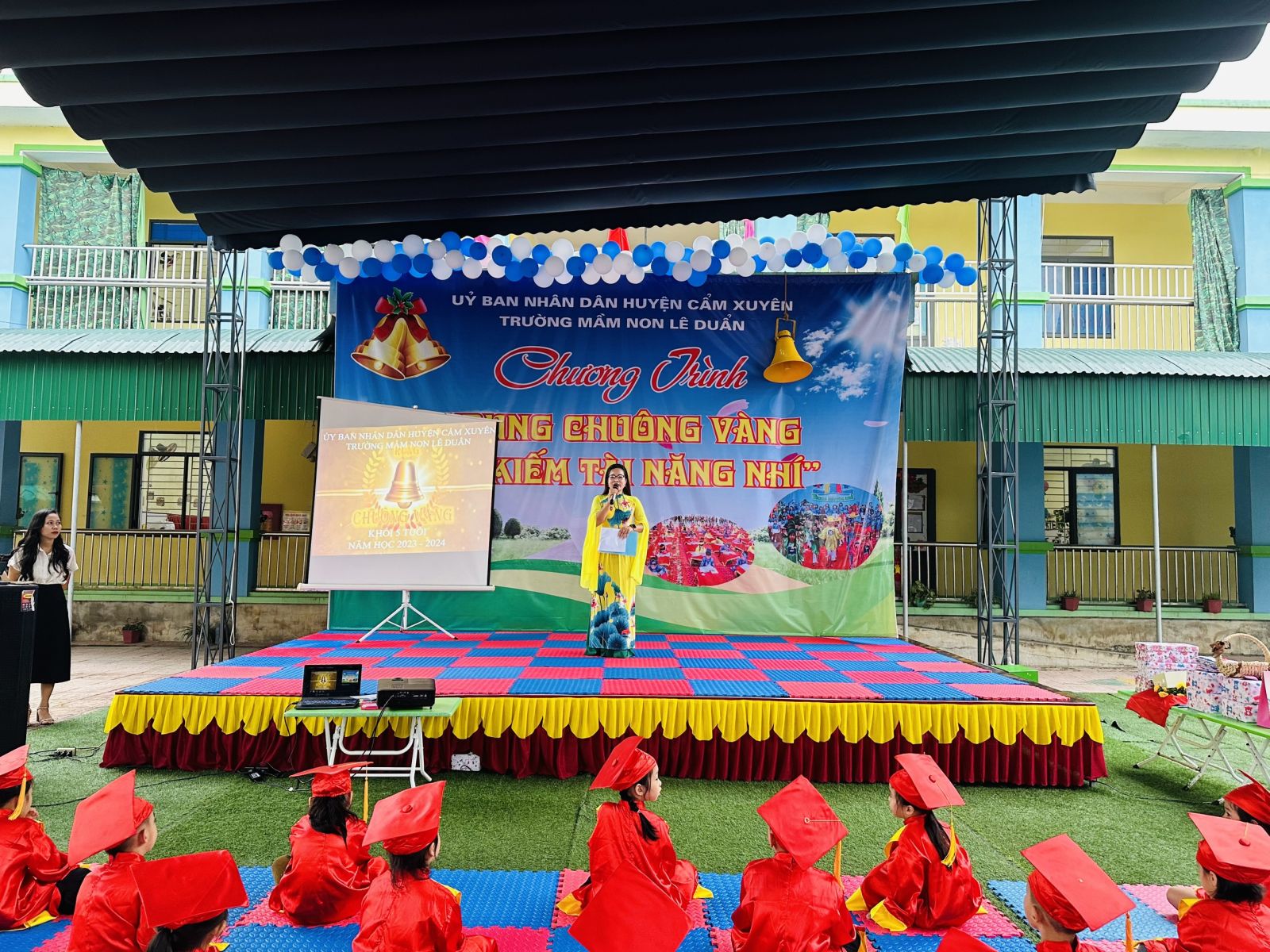 kich ban chuong trinh rung chuong vang