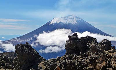 Núi lửa Popocatapetl - một thắng cảnh du lịch tại Mexico.