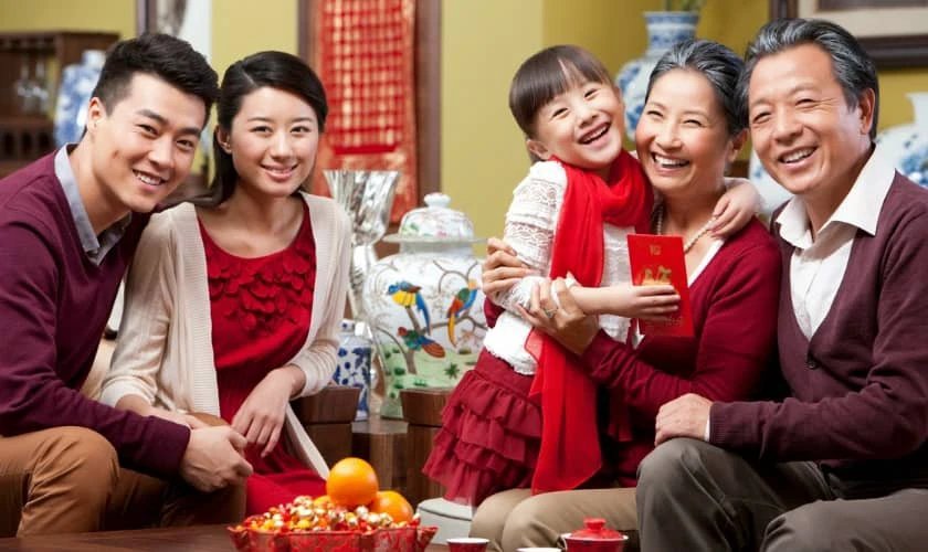 Mùng 1 Tết được xem là ngày dành cho sum họp và nghỉ ngơi