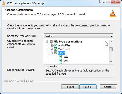 Các file đính kèm trong mail có thể chưa virus
