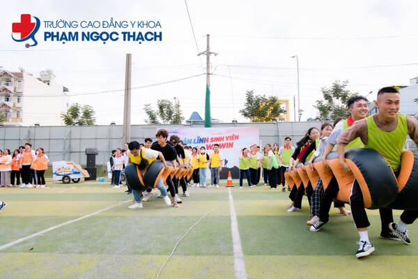 teambuilding-cao-dang-pham-ngoc-thach-tphcm