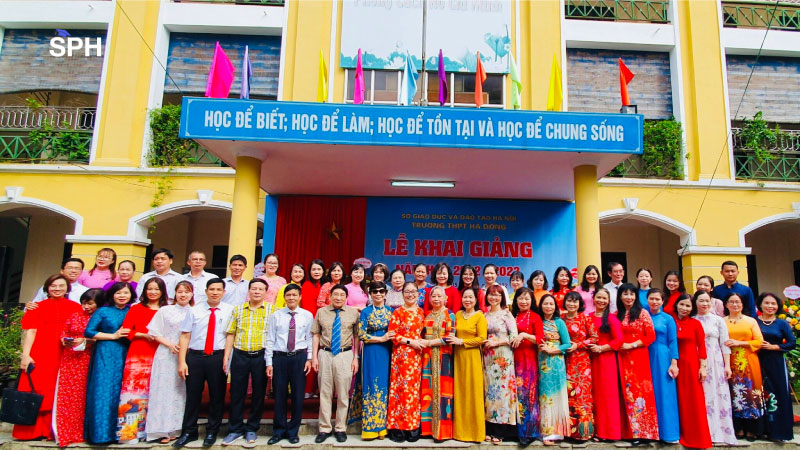 truong thpt ha dong la truong cong hay tu 3
