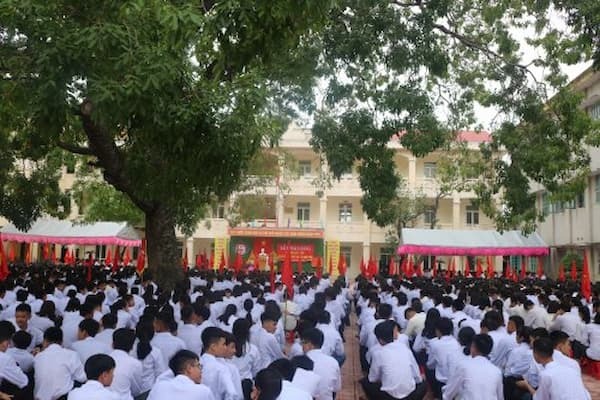 Đánh giá Trường THPT Lương Đắc Bằng - Thanh Hóa có tốt không?