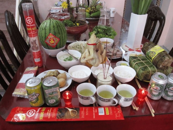 Bài văn khấn tất niên cuối năm chuẩn nhất, dễ đọc dễ cúng