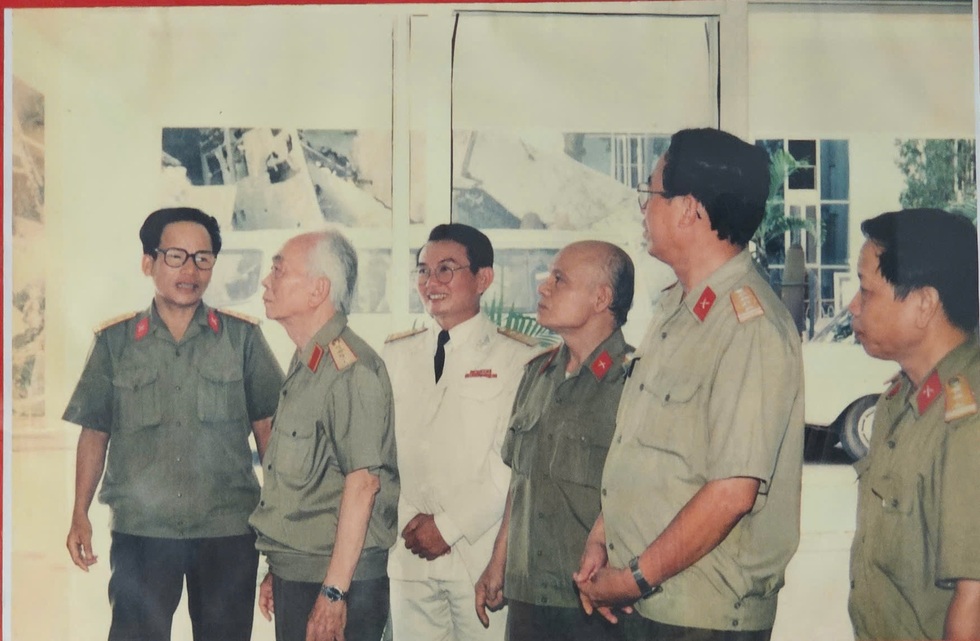 Chuyện về người lính vẽ tranh Bác Hồ bằng máu trên chiến trường - 5