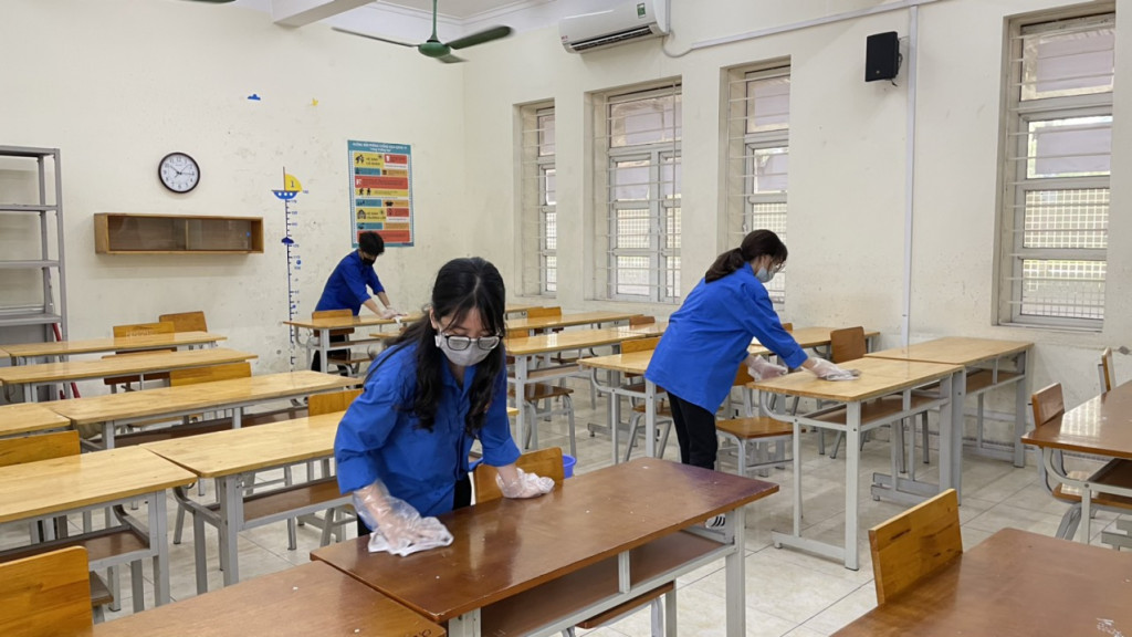 cac de van nghi luan ve bai tho bep lua 7